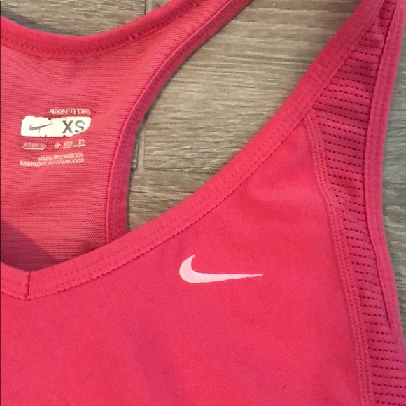 Nike Workout Tank - Picture 2 of 3